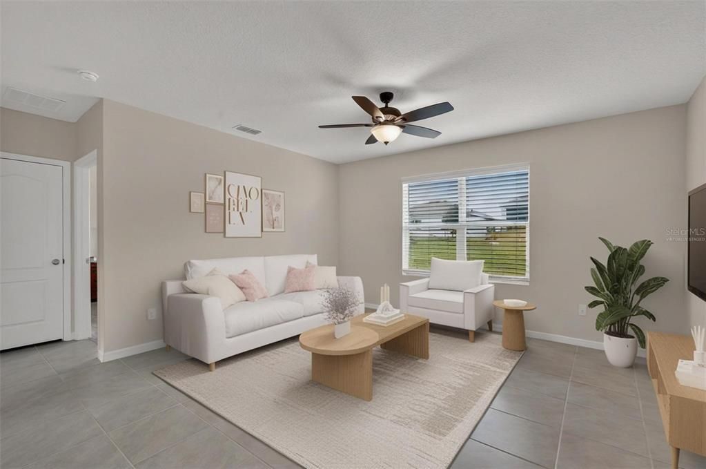 待售: $293,000 (4 贝兹, 2 浴室, 1617 平方英尺)