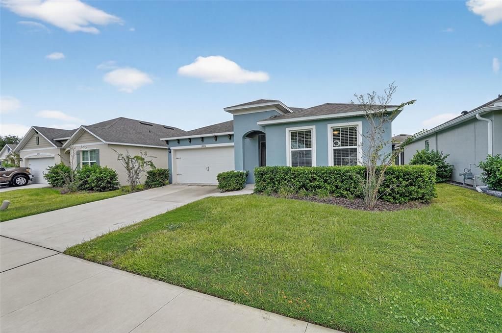 待售: $293,000 (4 贝兹, 2 浴室, 1617 平方英尺)