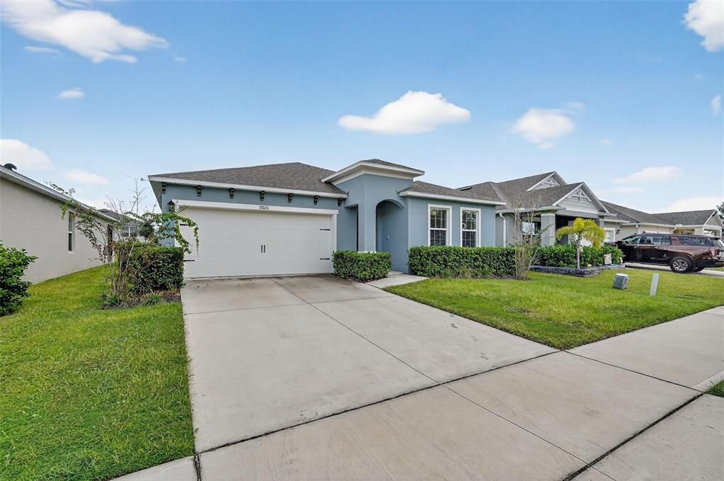 待售: $293,000 (4 贝兹, 2 浴室, 1617 平方英尺)