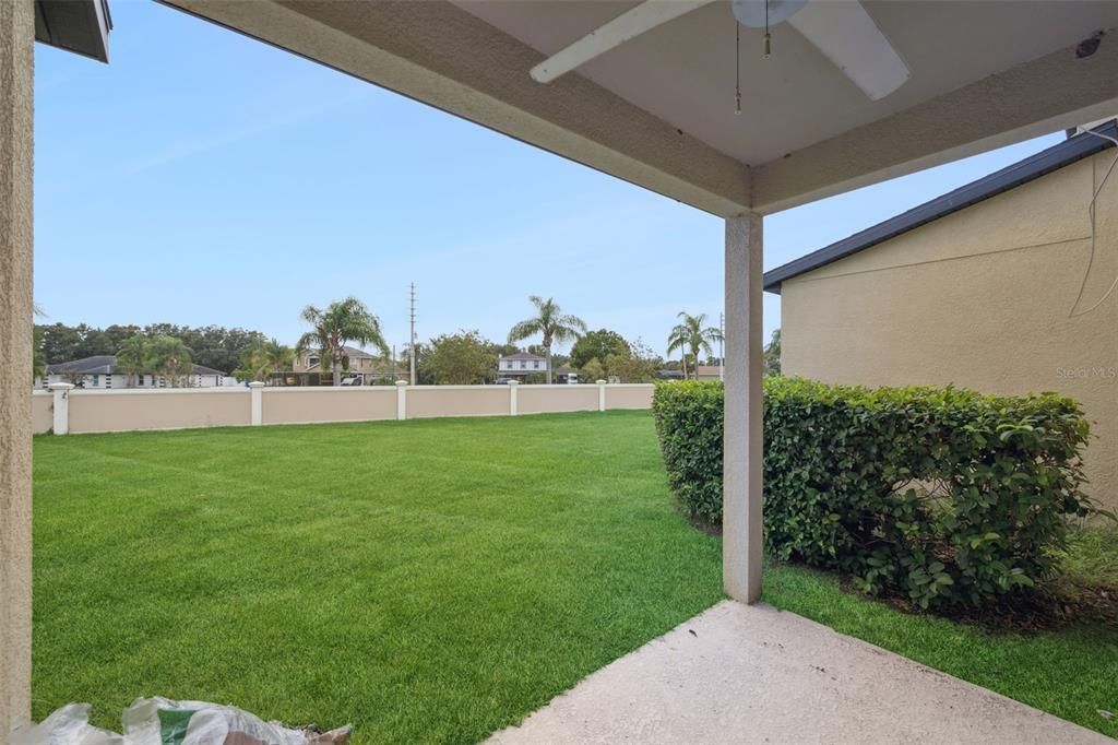 For Sale: $268,500 (2 beds, 2 baths, 1265 Square Feet)