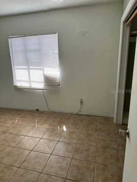 For Rent: $1,550 (2 beds, 1 baths, 938 Square Feet)