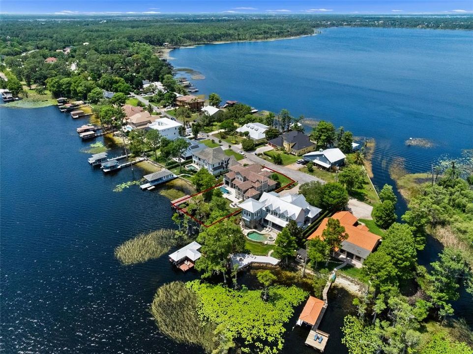 For Sale: $4,200,000 (5 beds, 4 baths, 4600 Square Feet)