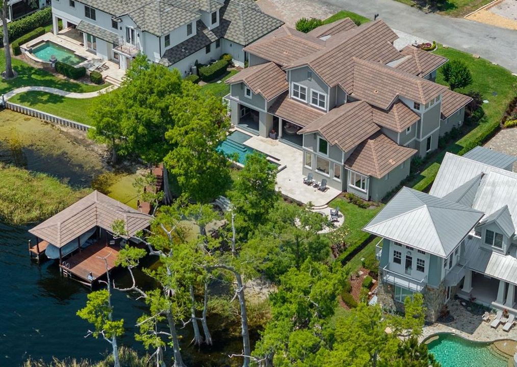 For Sale: $4,200,000 (5 beds, 4 baths, 4600 Square Feet)