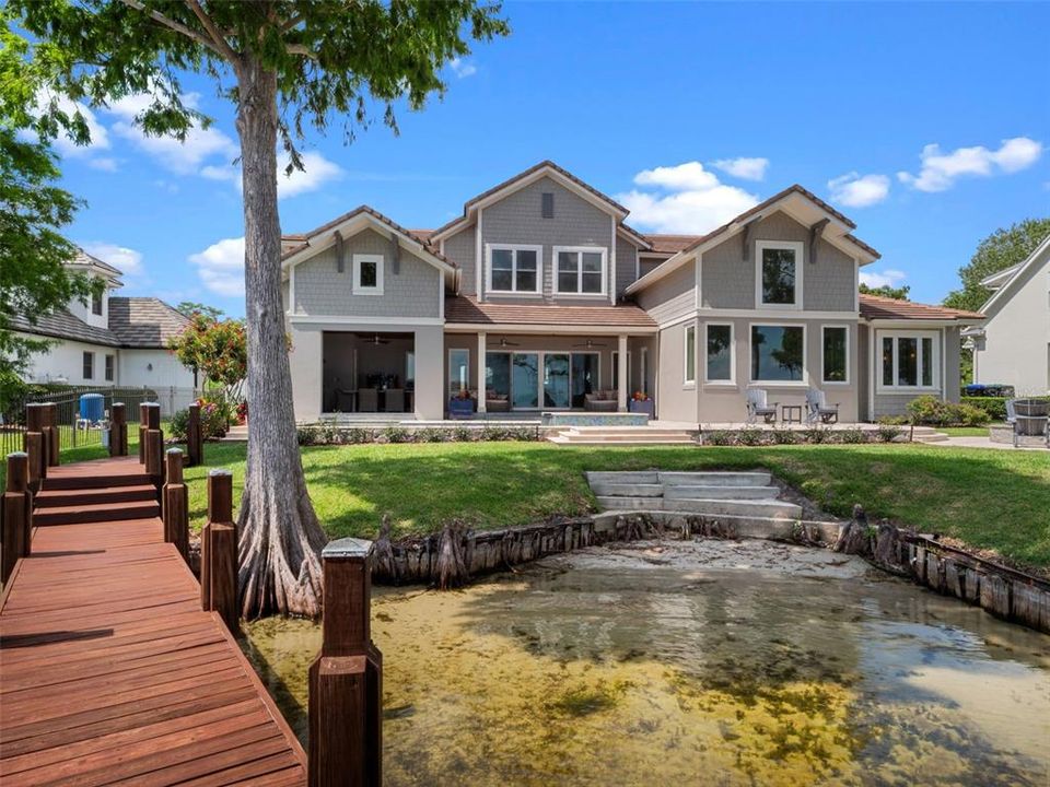 For Sale: $4,200,000 (5 beds, 4 baths, 4600 Square Feet)