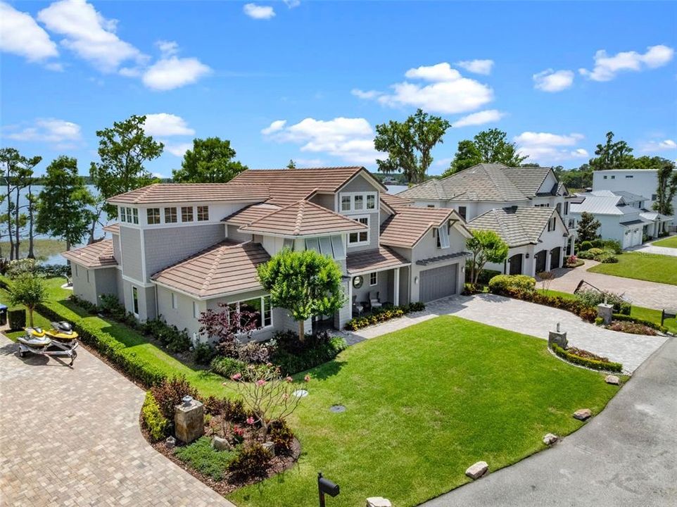 For Sale: $4,200,000 (5 beds, 4 baths, 4600 Square Feet)