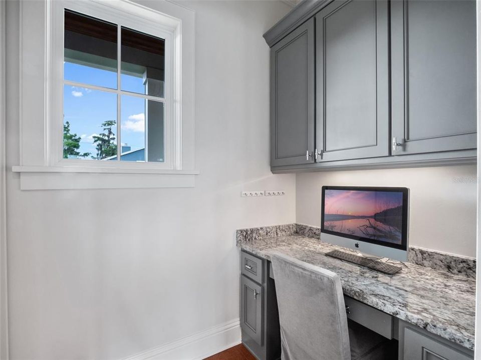 For Sale: $4,200,000 (5 beds, 4 baths, 4600 Square Feet)