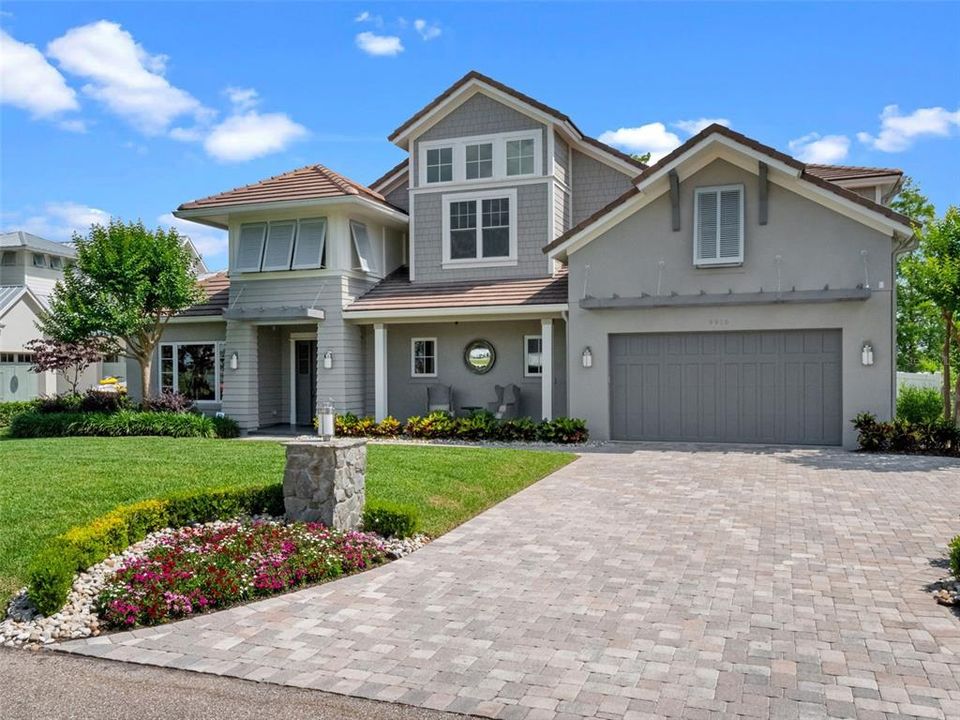 For Sale: $4,200,000 (5 beds, 4 baths, 4600 Square Feet)