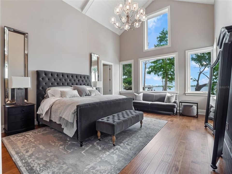 For Sale: $4,200,000 (5 beds, 4 baths, 4600 Square Feet)