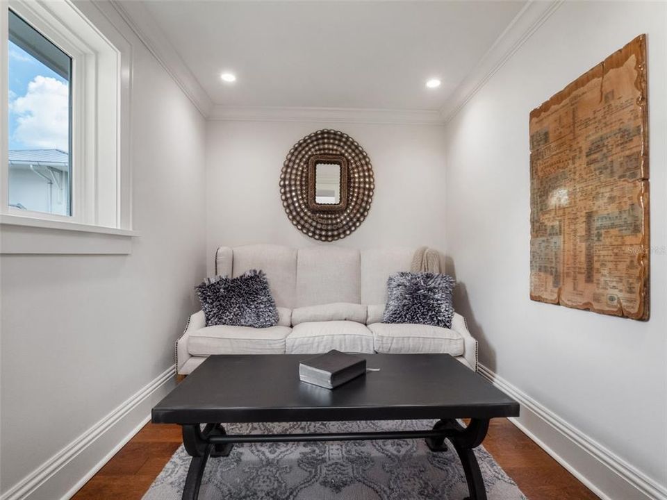 For Sale: $4,200,000 (5 beds, 4 baths, 4600 Square Feet)