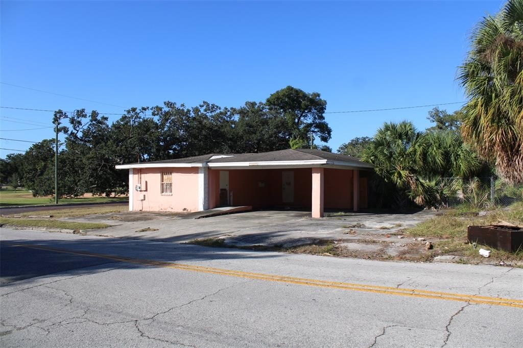 待售: $1,499,999 (7 贝兹, 2 浴室, 2161 平方英尺)