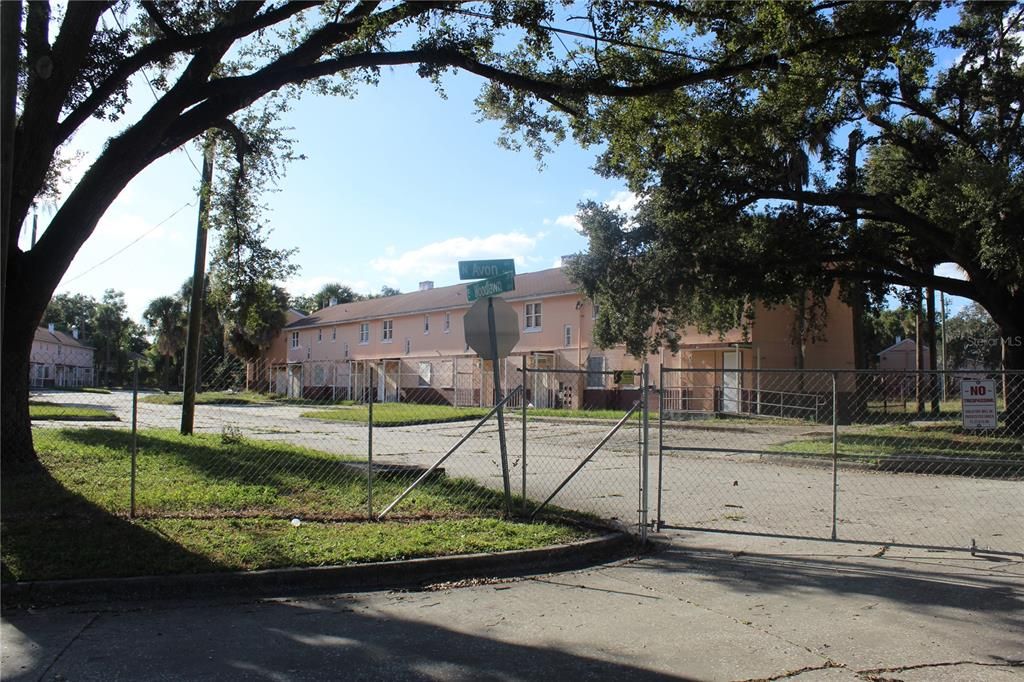 待售: $1,749,999 (6 贝兹, 2 浴室, 4117 平方英尺)