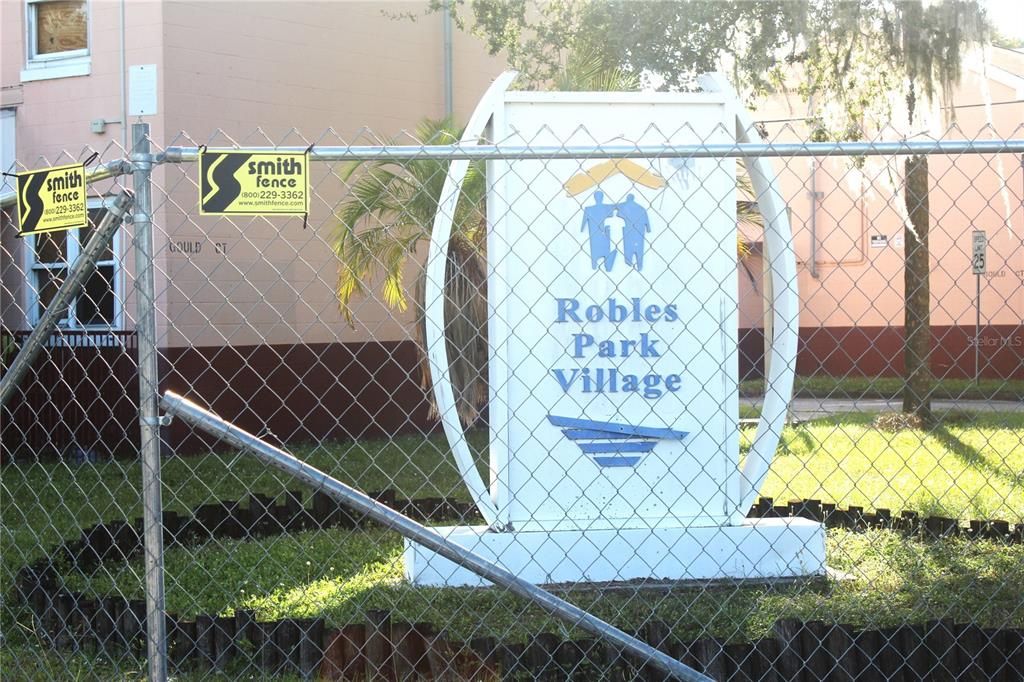 待售: $1,749,999 (6 贝兹, 2 浴室, 4117 平方英尺)