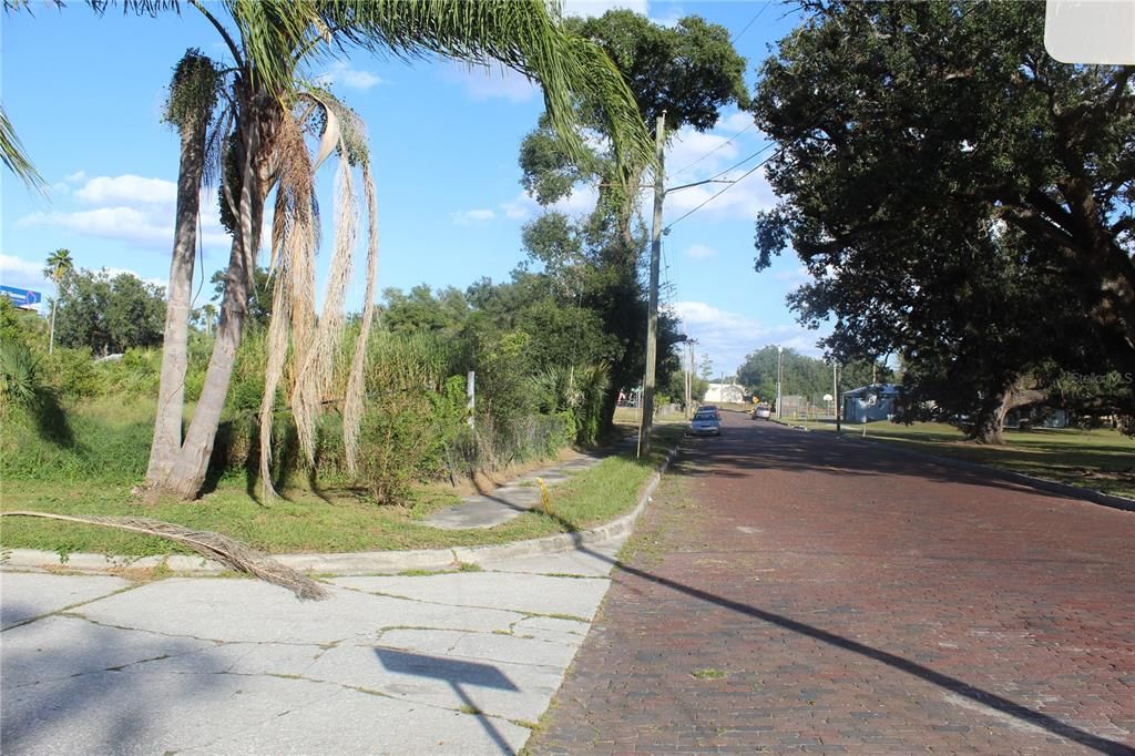 待售: $1,749,999 (6 贝兹, 2 浴室, 4117 平方英尺)