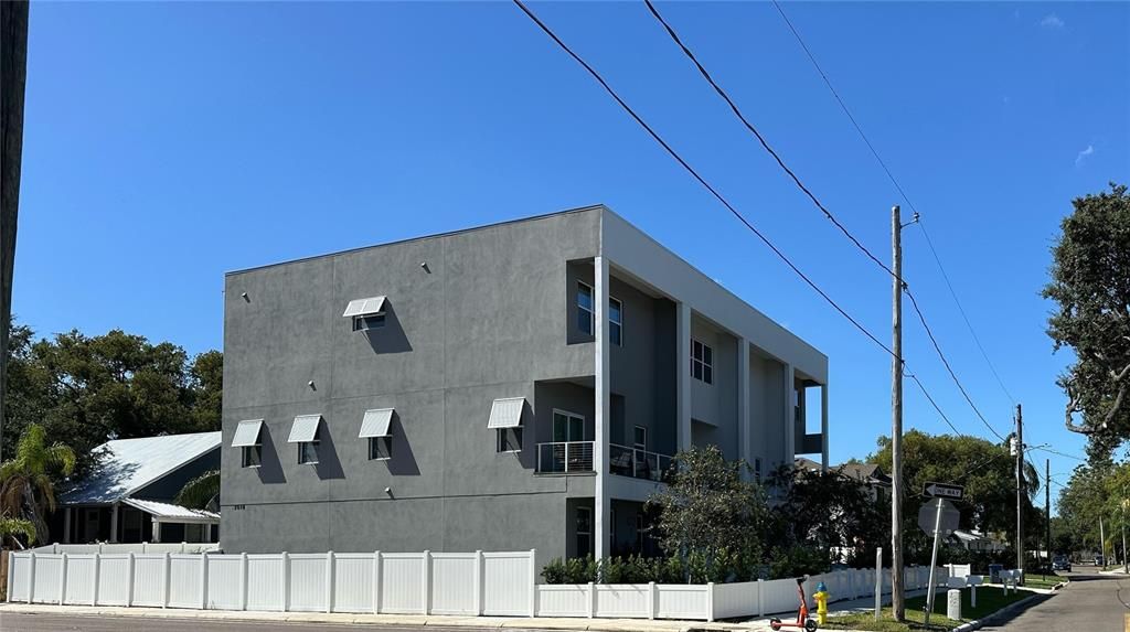 En Venta: $3,999,999 (10 camas, 4 baños, 6278 Pies cuadrados)