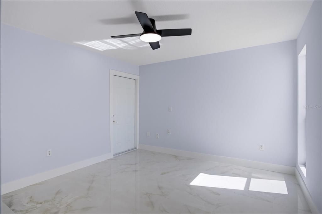 待售: $760,000 (3 贝兹, 2 浴室, 2545 平方英尺)