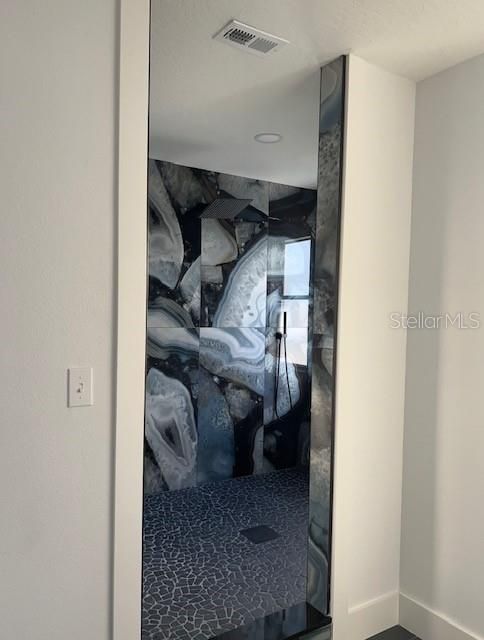 待售: $760,000 (3 贝兹, 2 浴室, 2545 平方英尺)