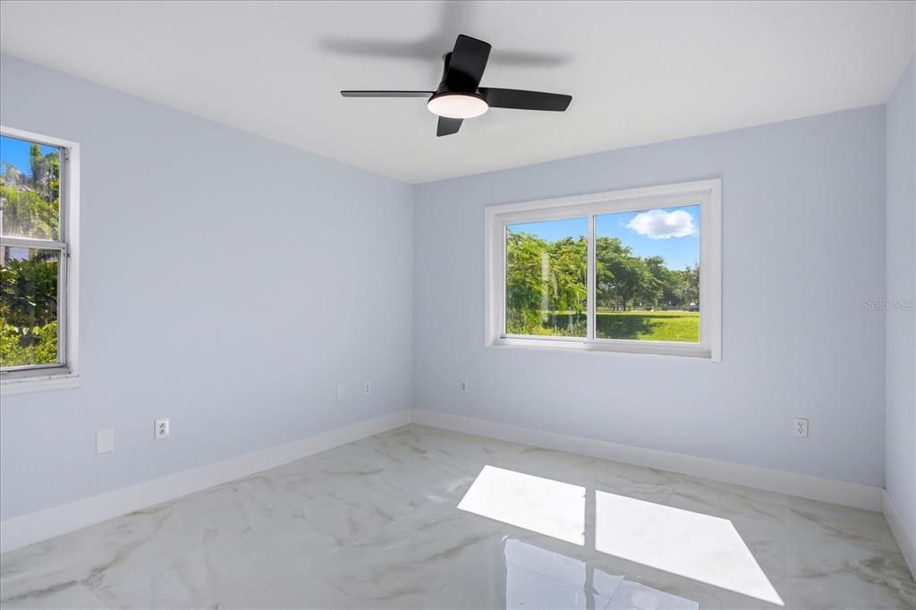 待售: $760,000 (3 贝兹, 2 浴室, 2545 平方英尺)