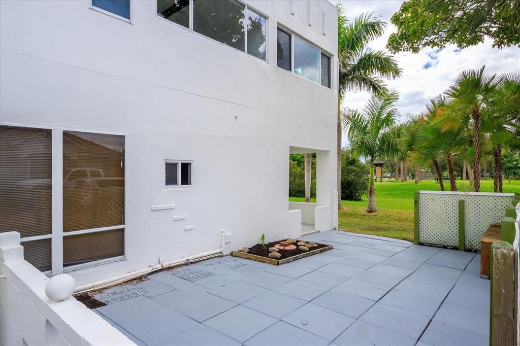 待售: $760,000 (3 贝兹, 2 浴室, 2545 平方英尺)