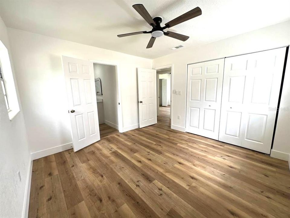 En Venta: $485,000 (4 camas, 3 baños, 1405 Pies cuadrados)