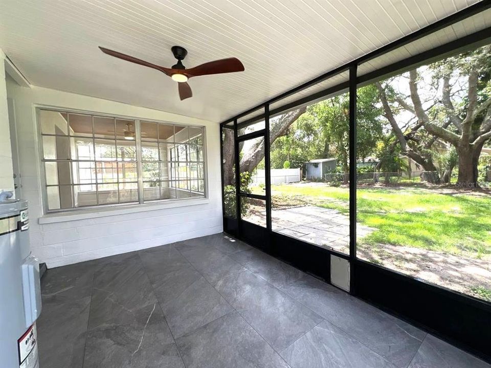 En Venta: $485,000 (4 camas, 3 baños, 1405 Pies cuadrados)