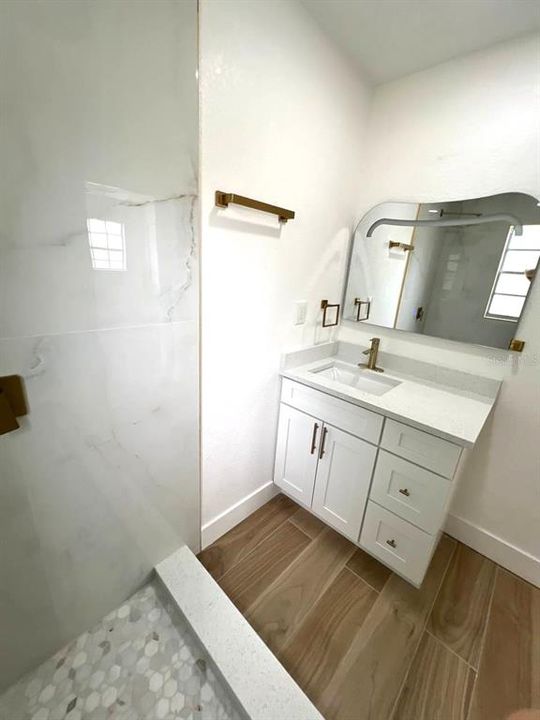 En Venta: $485,000 (4 camas, 3 baños, 1405 Pies cuadrados)