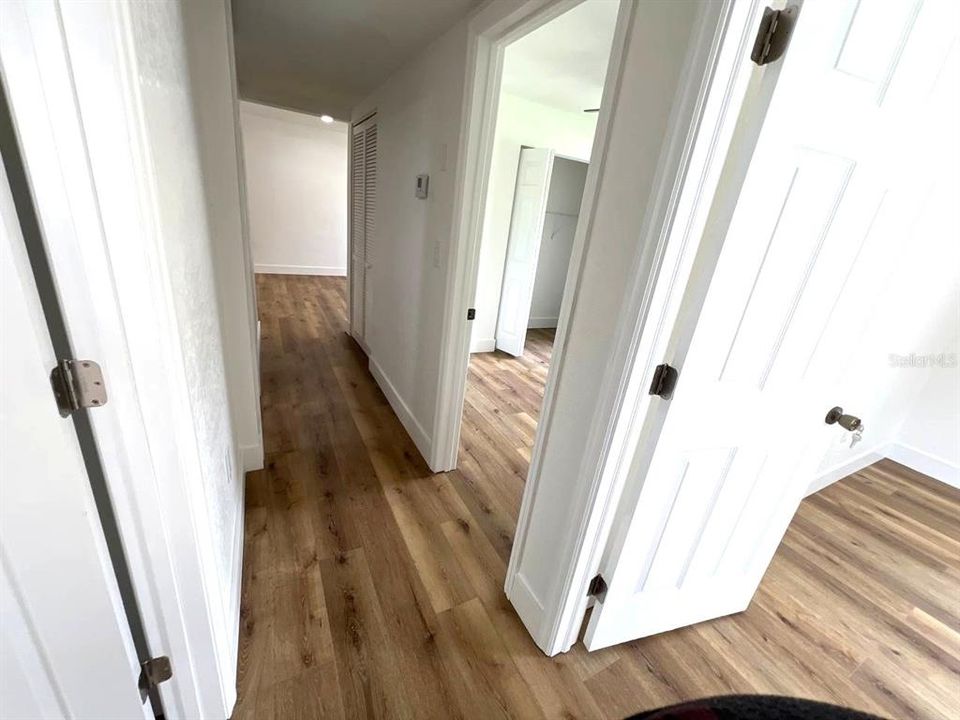 En Venta: $485,000 (4 camas, 3 baños, 1405 Pies cuadrados)