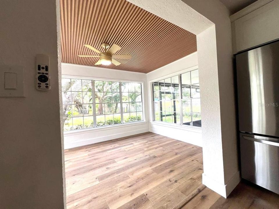 En Venta: $485,000 (4 camas, 3 baños, 1405 Pies cuadrados)