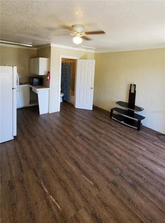 En Venta: $995,000 (2 camas, 0 baños, 3606 Pies cuadrados)