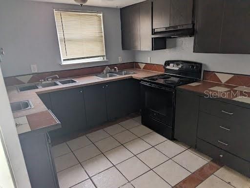 En Venta: $995,000 (2 camas, 0 baños, 3606 Pies cuadrados)