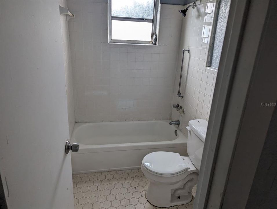 En Venta: $995,000 (2 camas, 0 baños, 3606 Pies cuadrados)