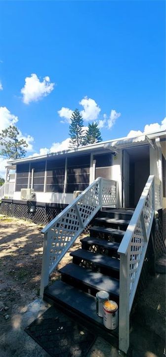 En Venta: $245,000 (4 camas, 2 baños, 1089 Pies cuadrados)