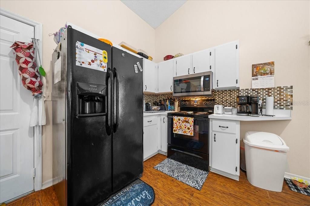 En Venta: $289,000 (3 camas, 2 baños, 1439 Pies cuadrados)