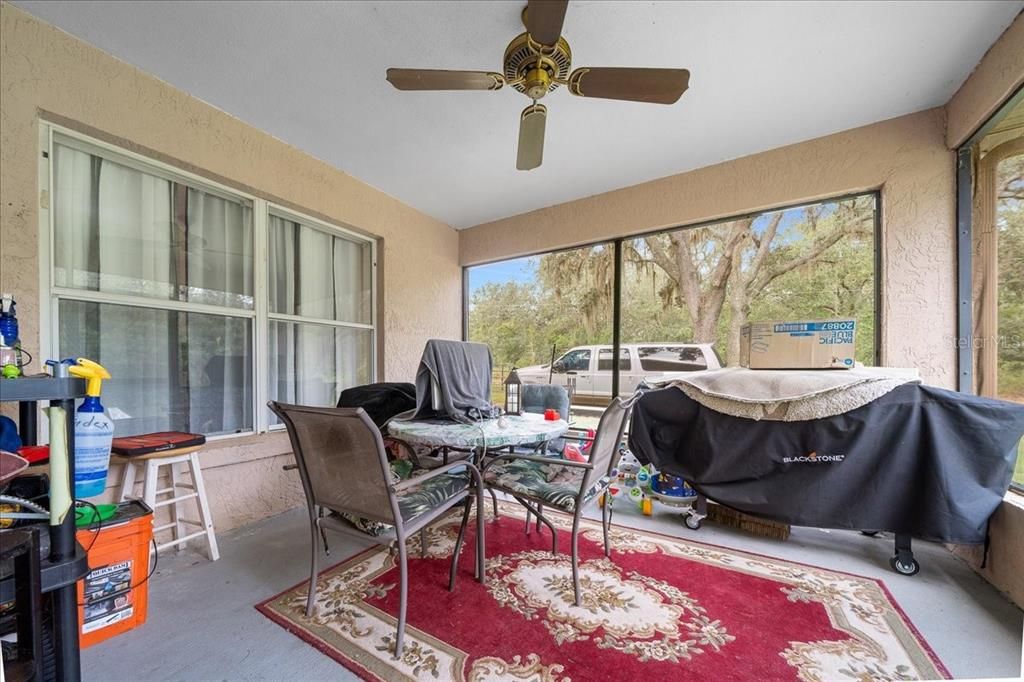 En Venta: $289,000 (3 camas, 2 baños, 1439 Pies cuadrados)