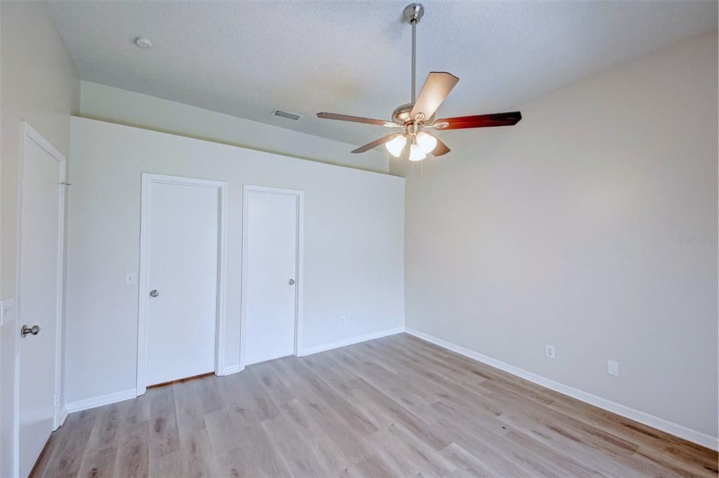 For Sale: $385,700 (3 beds, 2 baths, 1183 Square Feet)