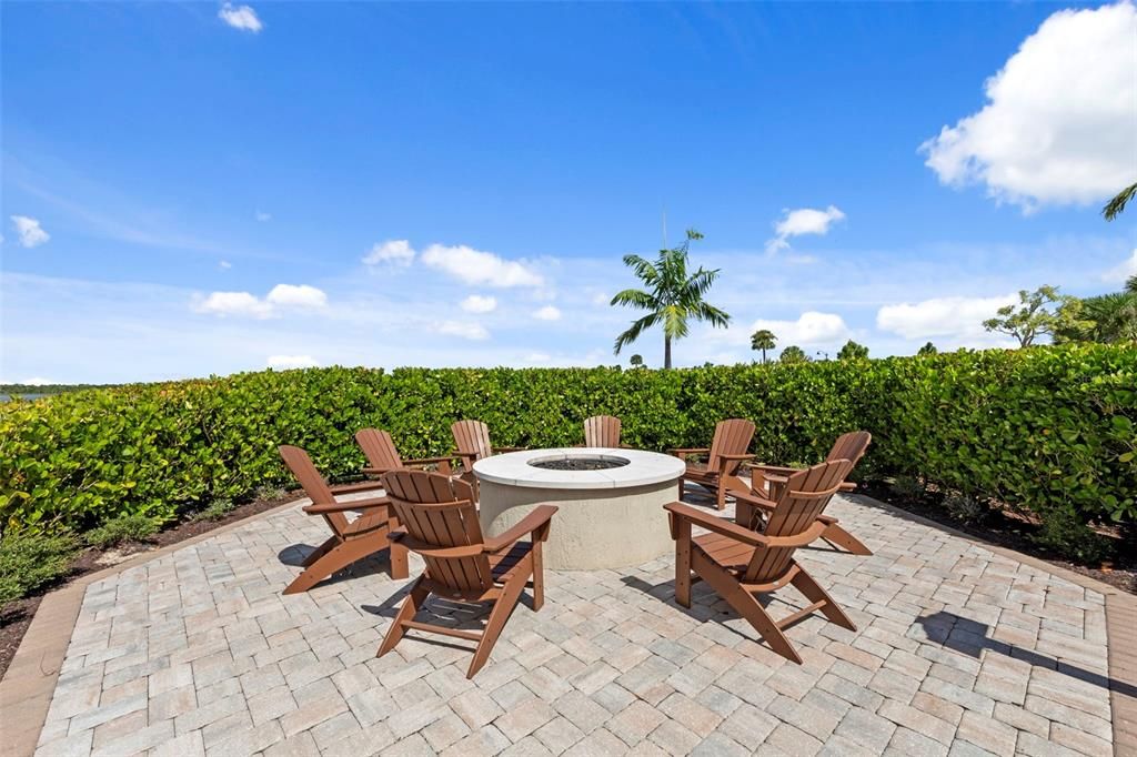 For Sale: $499,000 (3 beds, 2 baths, 2056 Square Feet)