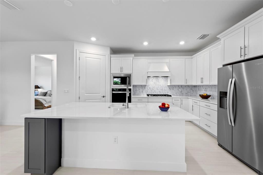 For Sale: $499,000 (3 beds, 2 baths, 2056 Square Feet)