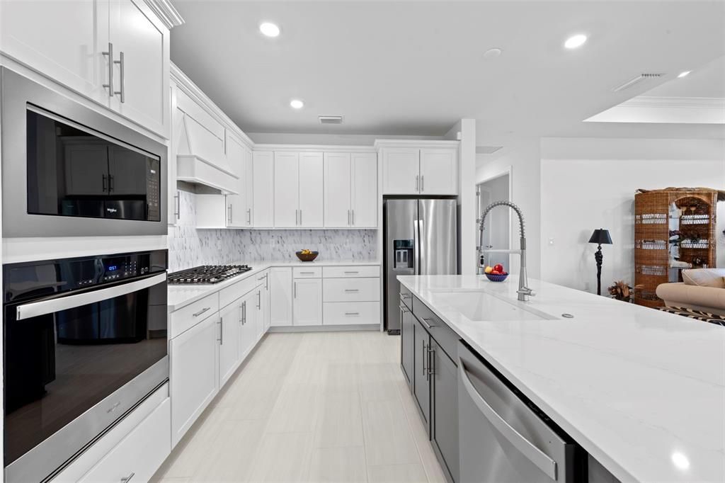 For Sale: $499,000 (3 beds, 2 baths, 2056 Square Feet)