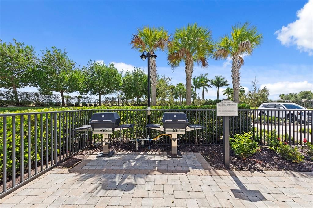 For Sale: $499,000 (3 beds, 2 baths, 2056 Square Feet)