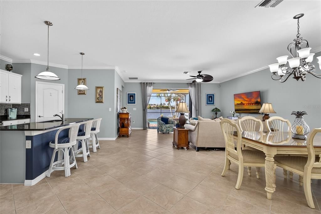 For Sale: $465,000 (4 beds, 3 baths, 2032 Square Feet)