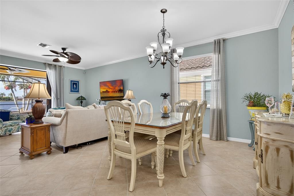 For Sale: $465,000 (4 beds, 3 baths, 2032 Square Feet)