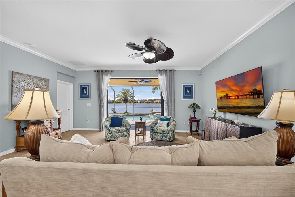 For Sale: $465,000 (4 beds, 3 baths, 2032 Square Feet)