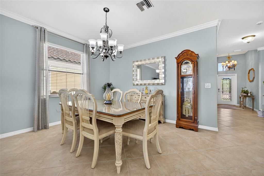 For Sale: $465,000 (4 beds, 3 baths, 2032 Square Feet)