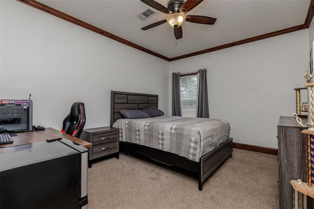 На продажу: $425,000 (4 спален, 3 ванн, 2535 Квадратных фут)