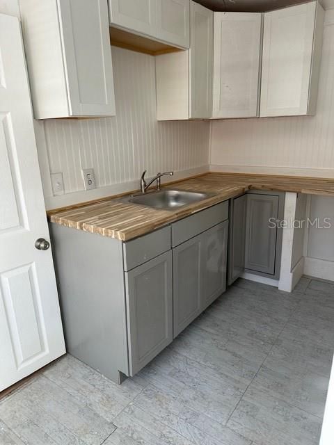 For Rent: $1,350 (1 beds, 1 baths, 674 Square Feet)