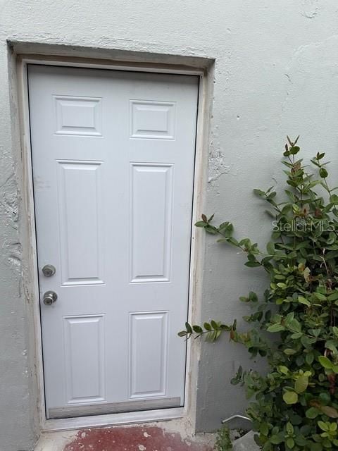 For Rent: $1,350 (1 beds, 1 baths, 674 Square Feet)