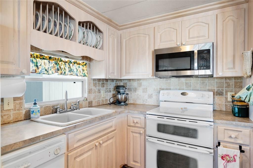 На продажу: $125,000 (2 спален, 2 ванн, 1080 Квадратных фут)