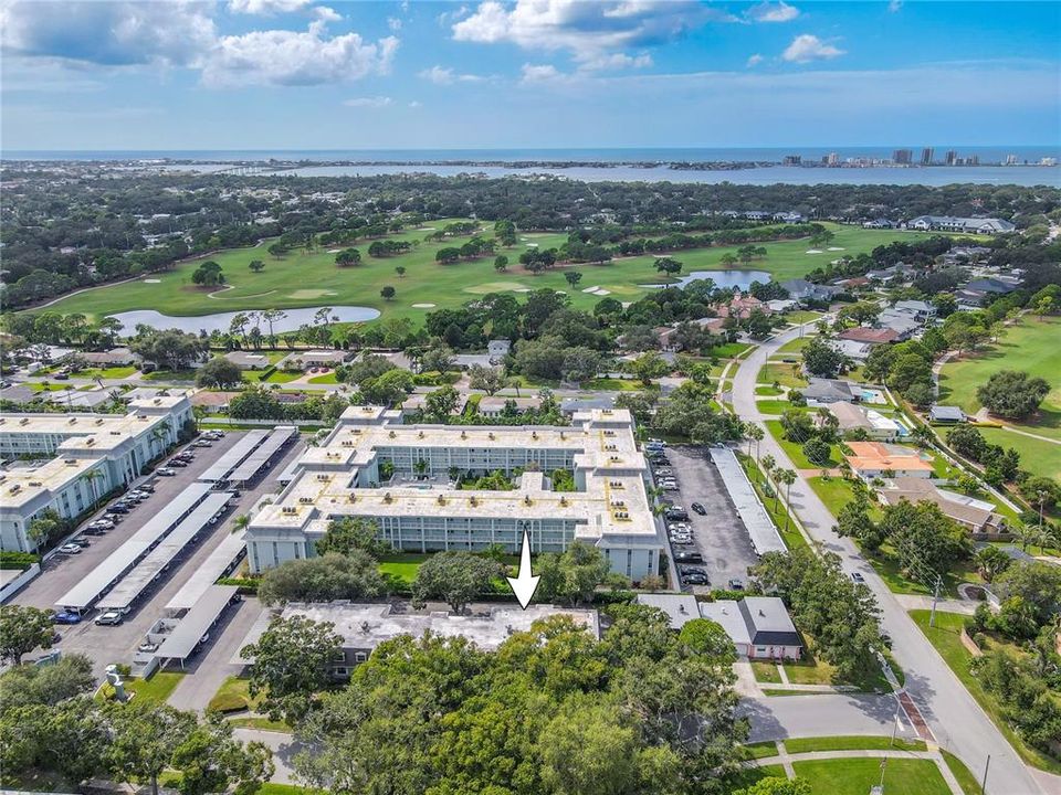 For Sale: $169,000 (2 beds, 1 baths, 931 Square Feet)