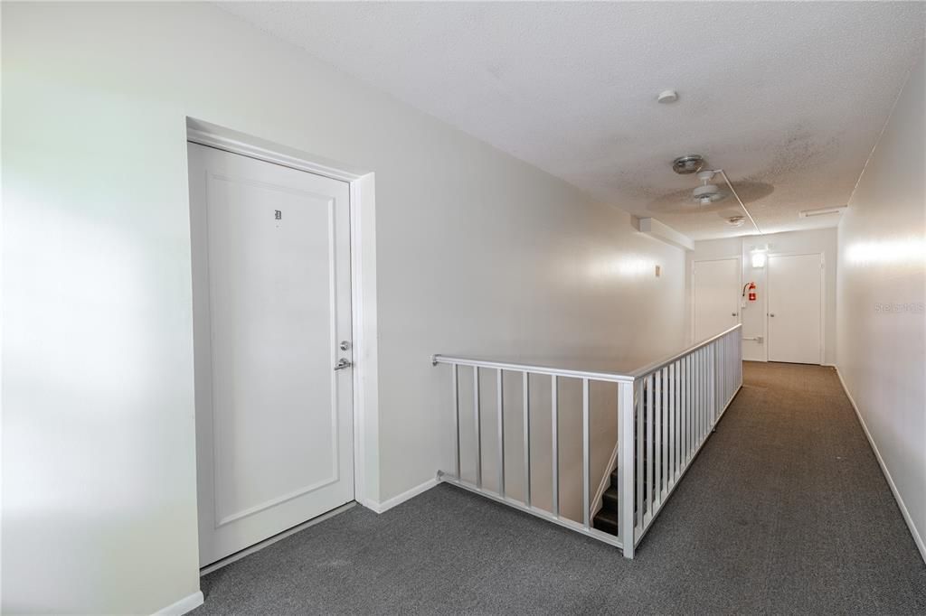 For Sale: $169,000 (2 beds, 1 baths, 931 Square Feet)