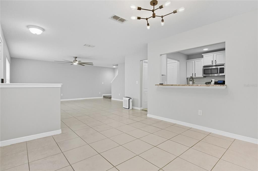 En Venta: $259,900 (3 camas, 2 baños, 1372 Pies cuadrados)