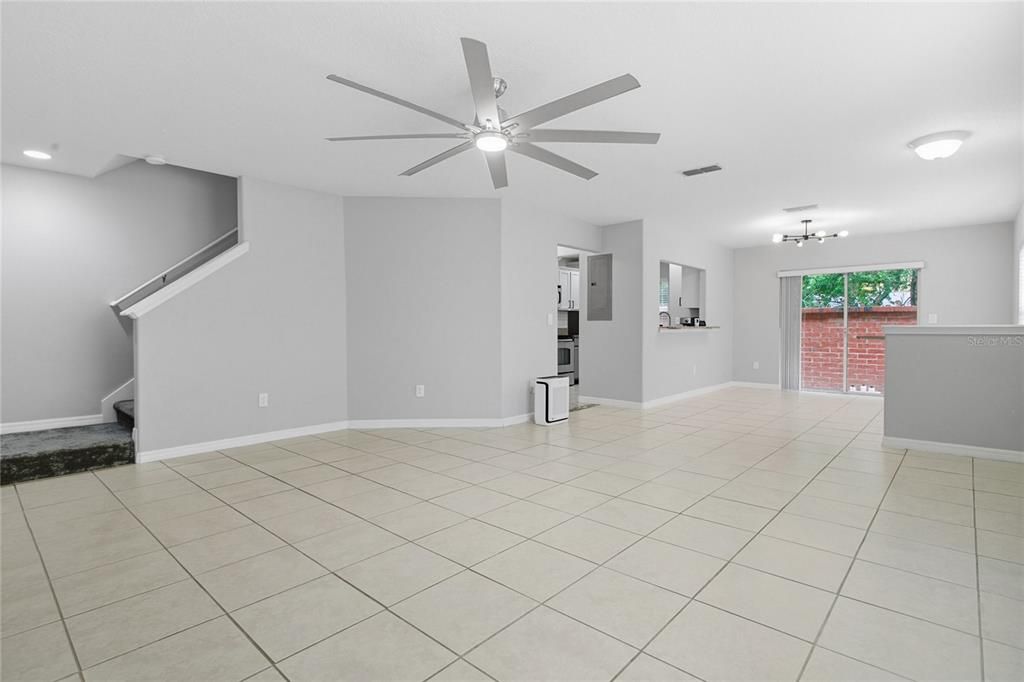 En Venta: $259,900 (3 camas, 2 baños, 1372 Pies cuadrados)